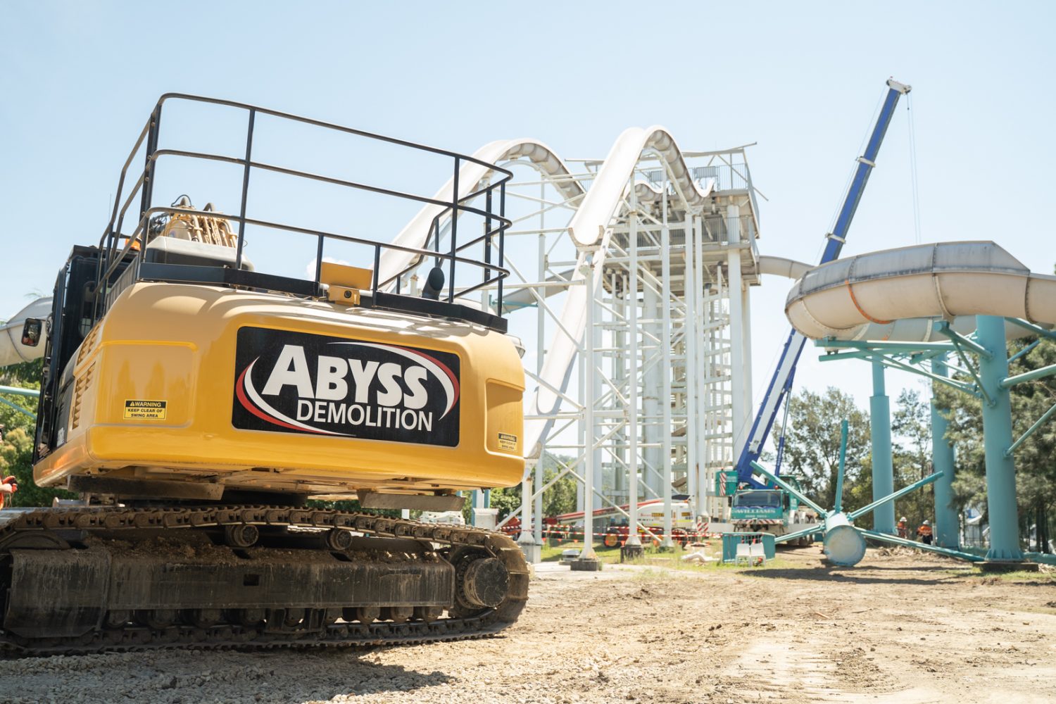 Demolition of Mach 5 waterslide at Wet n Wild themepark